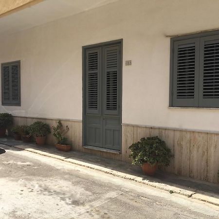 Appartamento Al Mare Cusumano ตรัปเปโต ภายนอก รูปภาพ